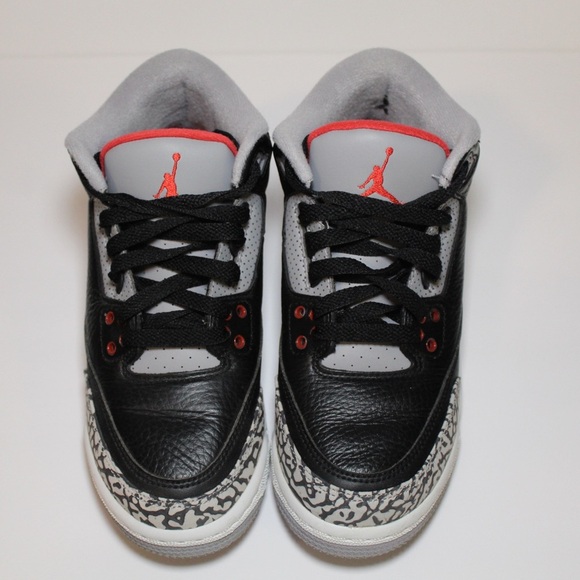 NIKE AIR JORDAN III 3 RETRO OG BG BLACK FIRE RED CEMENT GREY WHITE BRED 4.5Y - Picture 4 of 6